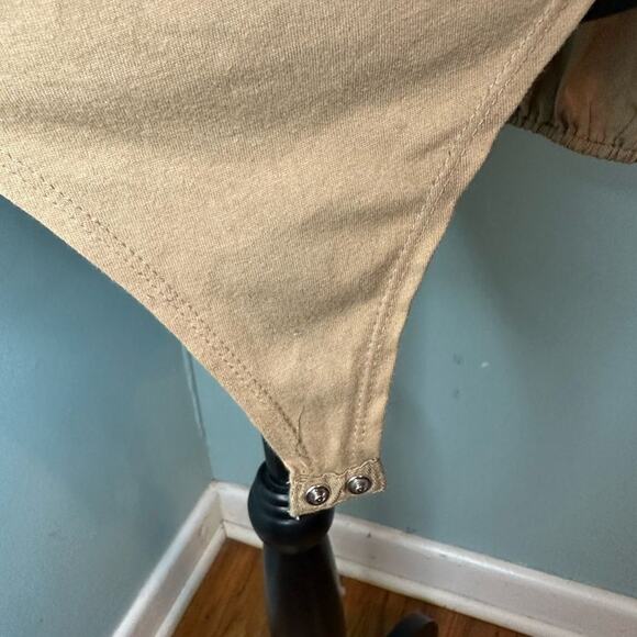 Lani the Label Tan Bodysuit | Ruched Square Neck | Balloon Sleeve | Size M - Picture 4 of 9